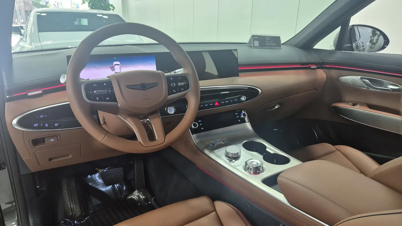 제네시스 SUV 실내 대시보드와 센터콘솔